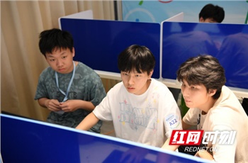 2025年長沙市黃炎培職業(yè)教育獎(jiǎng)創(chuàng)業(yè)規(guī)劃大賽模擬專項(xiàng)賽決賽圓滿落幕